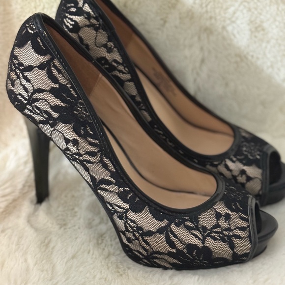 Guess Black Lace Peep-toe Heels - Picture 1 of 8